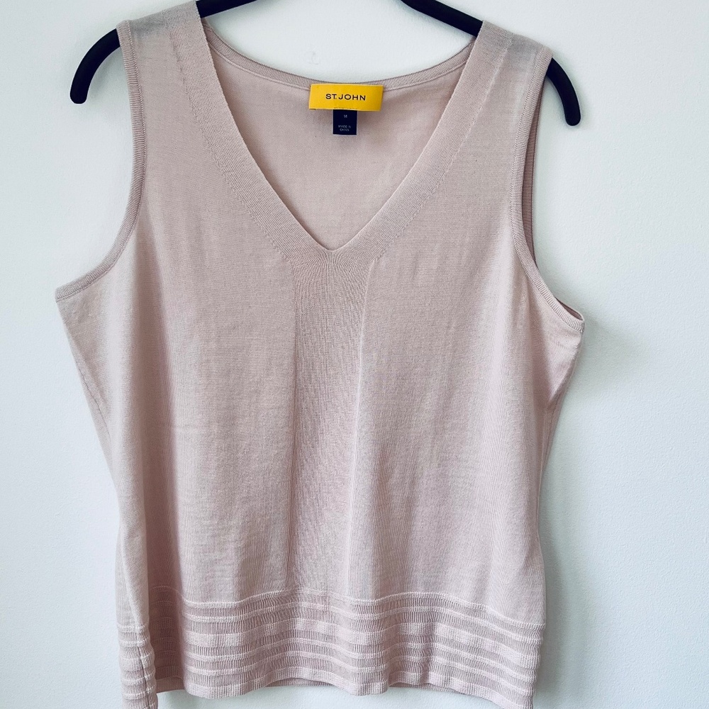 St John Santana Pink Knit Shell Tank Top V Neck Sleeveless Sweater Womens M